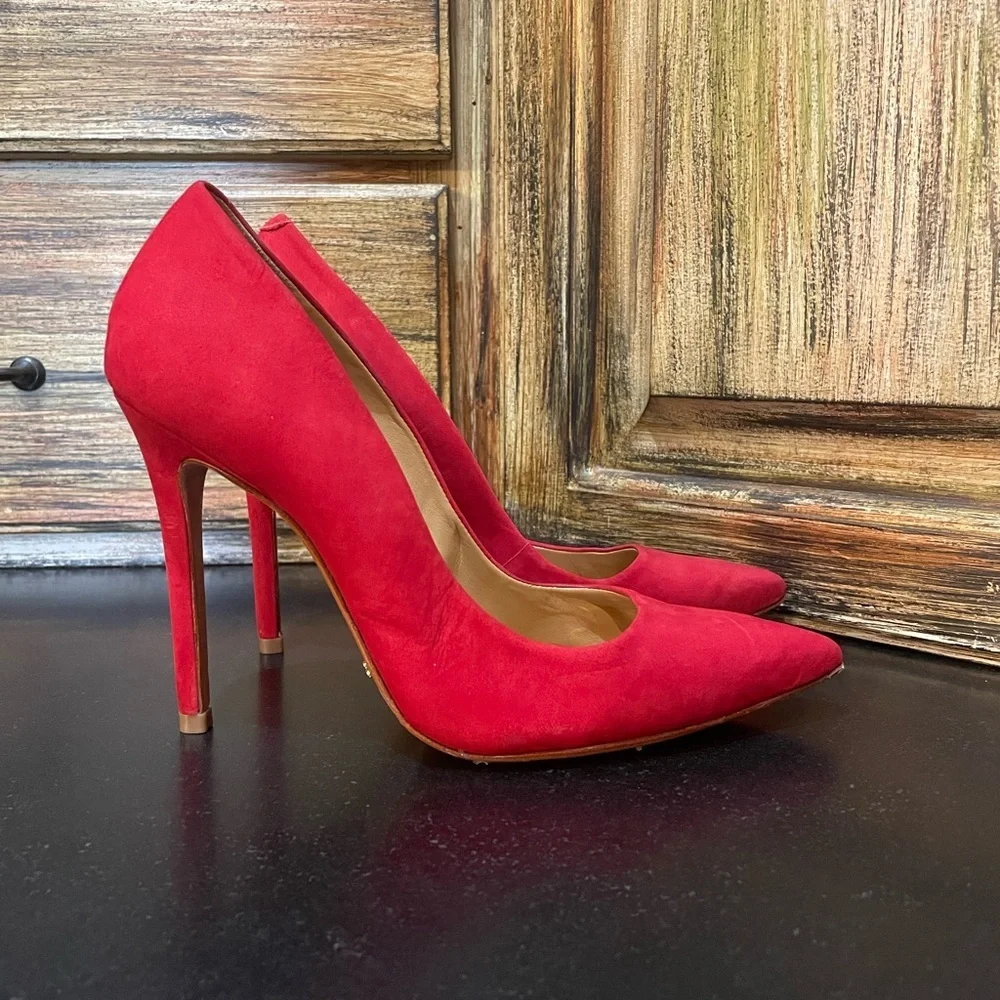 Schutz Scarlet Red Suede Pumps High Heels 4 1/2 inch heel - Picture 6 of 9